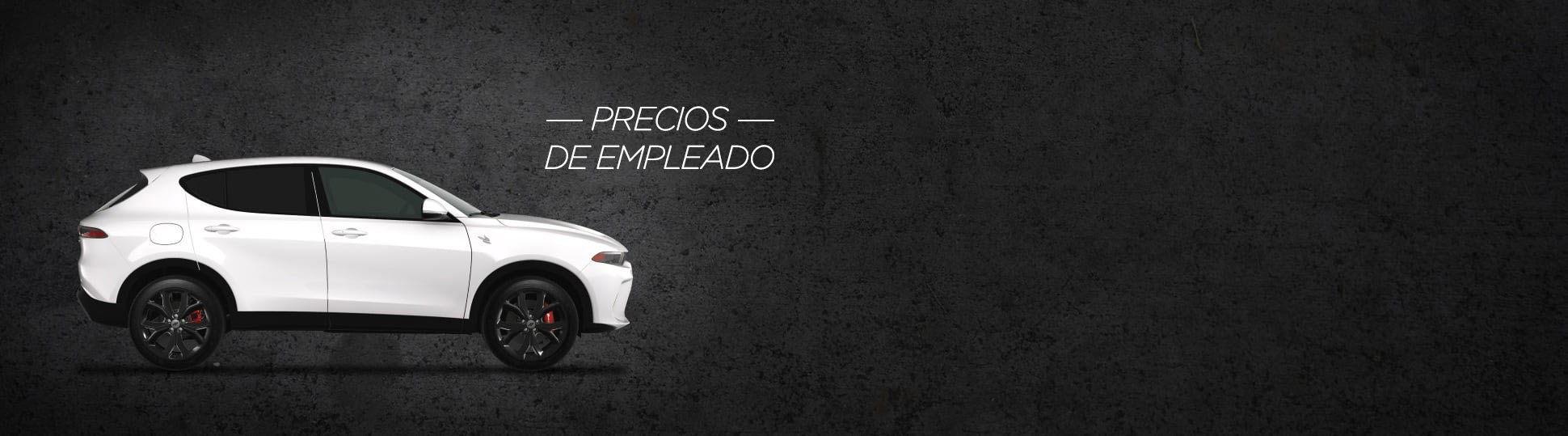 Perfil del lado del pasajero de un Dodge Hornet R/T 2024 blanco. Evento de ventas de precios de empleado.