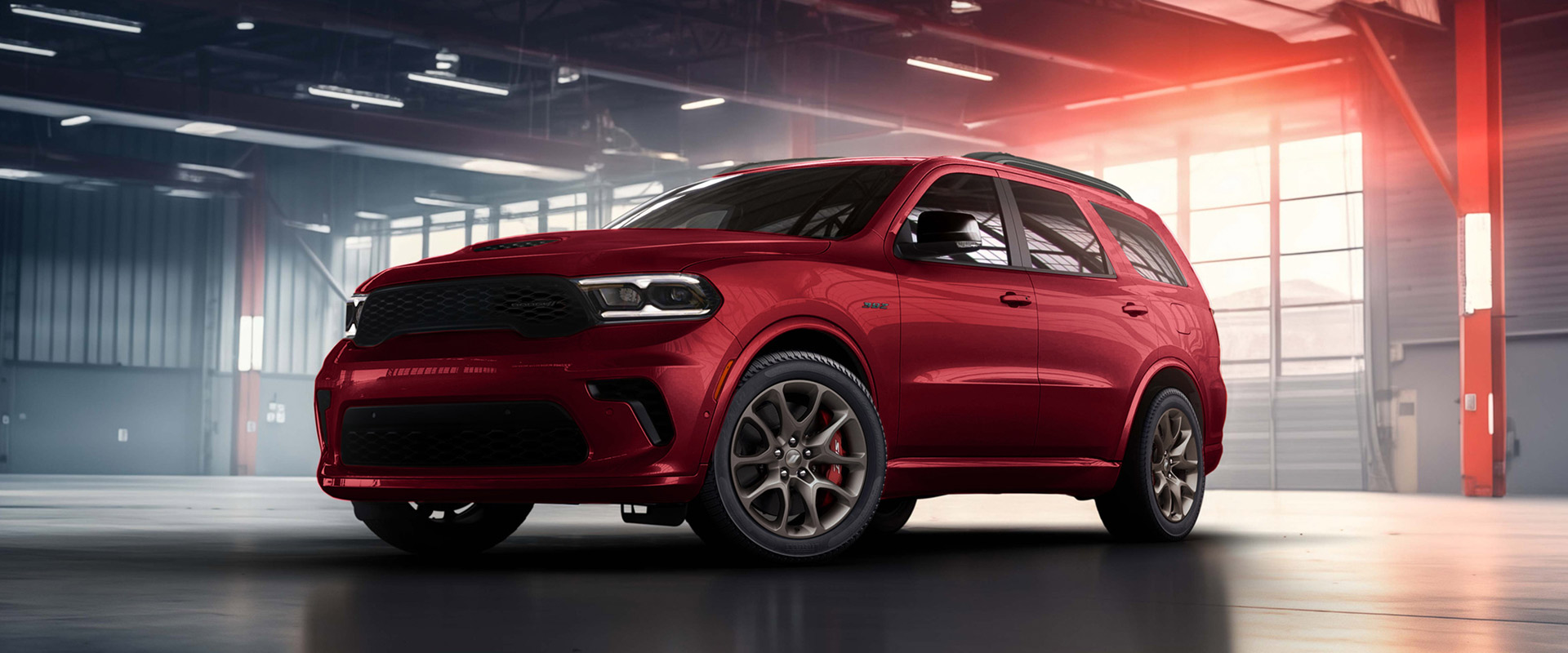 Dodge incorpora el color exterior Redeye a la línea del Dodge Durango 2027, llevando por primera vez el exclusivo acabado carmesí brillante, que antes solo estaba disponible en el Dodge Charger, al SUV de alta potencia de tres filas con motor HEMI®.
